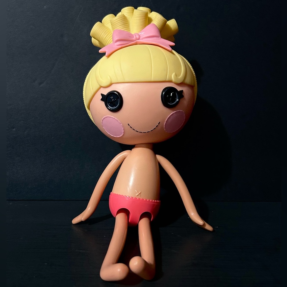 2010 Lalaloopsy Cinder Slippers Doll, 12 Inches, Original Outfit Not Included